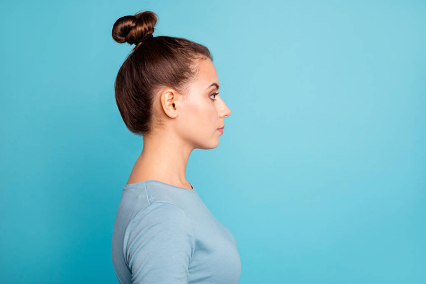 Profile side view photo of charming clever lady minded interested thoughts future wear fashionable cotton clothing isolated on vibrant background - Valokuva, kuva