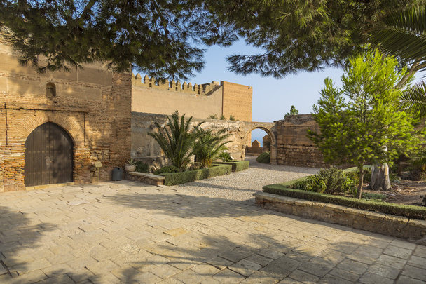 jardins e fontes de La Alcazaba
 - Foto, Imagem