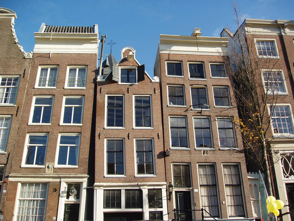 Street houses of Amsterdam, Netherlands - Φωτογραφία, εικόνα