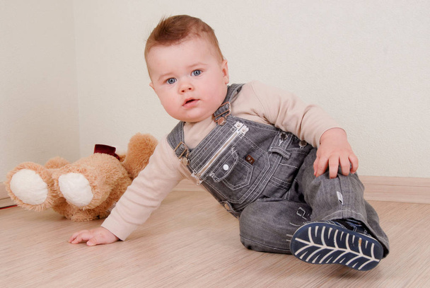 portrait of 1 year old boy made in studio - Valokuva, kuva