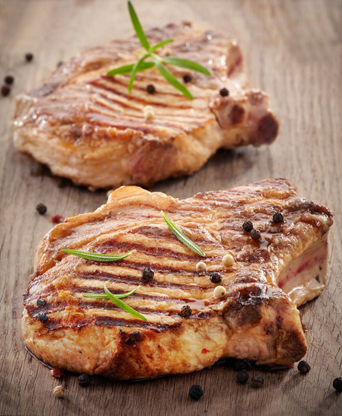 Мясо на гриле
 - Фото, изображение