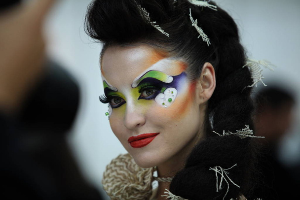 Portrait of young woman with bright makeup. - Foto, Imagem