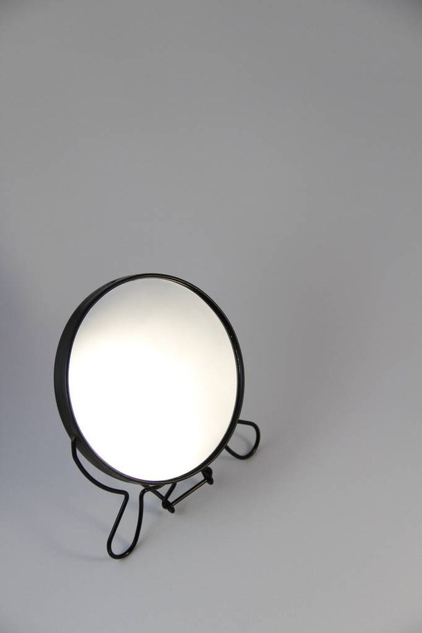 round mirror on white background - Foto, Imagem