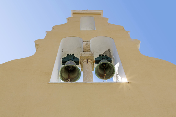 typisch griechischer Kirchturm auf der Insel Korfu, Griechenland - Foto, Bild