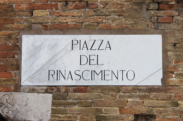 Cartel callejero medieval en Urbino
 - Foto, Imagen