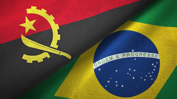 Angola i Brazylia dwie flagi tkanina tekstylna, tekstura tkaniny  - Zdjęcie, obraz