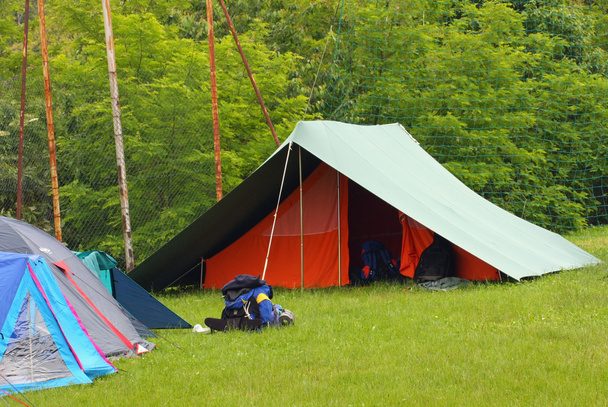 Scout camp open lucht midden in de natuur - Foto, afbeelding