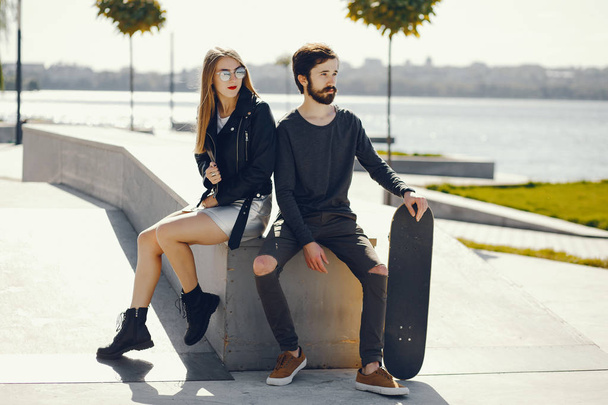 couple with skate - Photo, Image