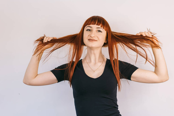 Woman with beauty long red hair - Valokuva, kuva