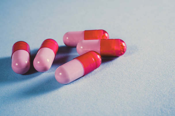 Medicine background with pills - Foto, afbeelding