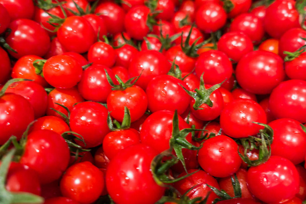 多くのチェリー トマトをクローズ アップ - 写真・画像