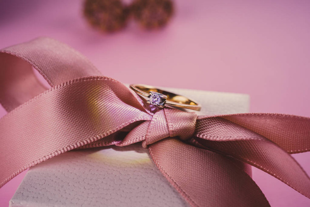 Engagement ring close-up - Фото, изображение