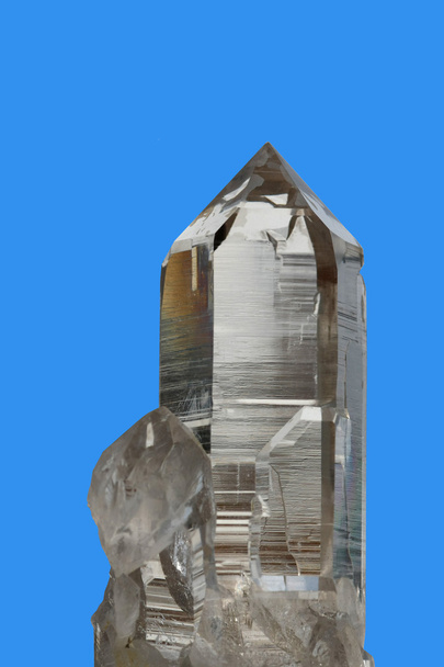 Crystal on blue background - Photo, Image