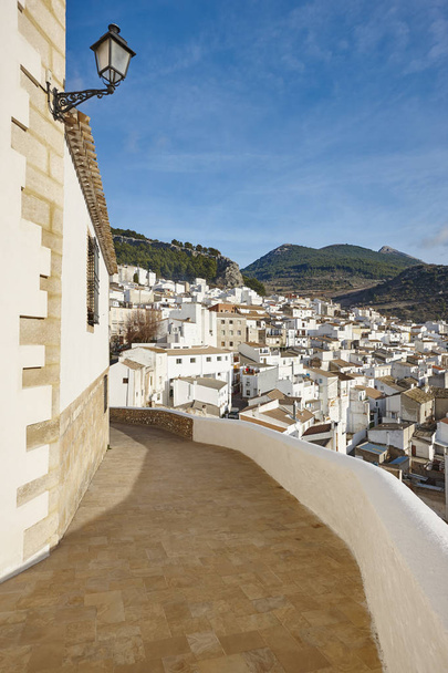 İspanya'da geleneksel Endülüs beyaz cepheler köy. Torres - Fotoğraf, Görsel