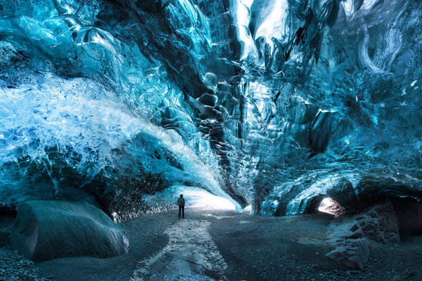 Festői kilátás a jégbarlangra, Vatnajokull National Park, Skaftafell, Izland - Fotó, kép