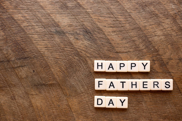 Happy vader Day met Scrabble letters - Foto, afbeelding