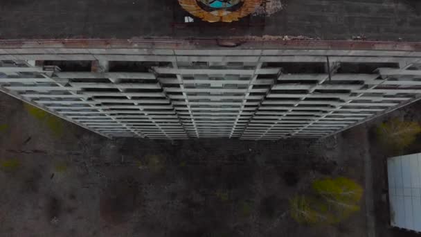 Soviet coat of arms on a building in Pripyat - Footage, Video