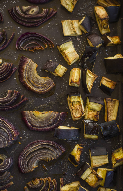 Roasted vegetables close up in the tray - Fotografie, Obrázek
