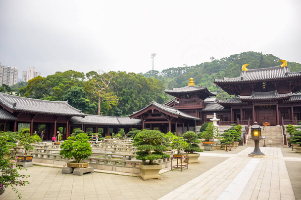 Chi Lin Nunnery, suuri buddhalainen temppeli kompleksi sijaitsee Diamond Hill, Kowloon, Hong Kong
 - Valokuva, kuva