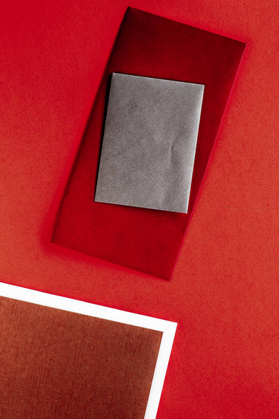 Papelería de papel para el diseño y la marca, maqueta flatlay
 - Foto, Imagen