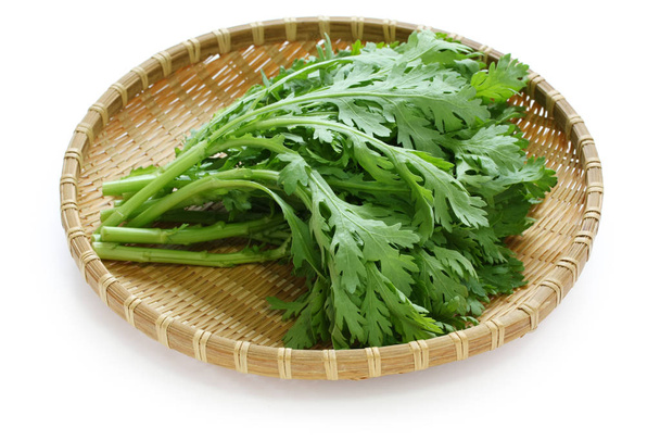 crisântemo verduras, guirlanda crisântemo, shungiku
 - Foto, Imagem