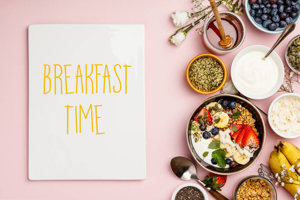 Healthy breakfast set with coffee and granola - Valokuva, kuva