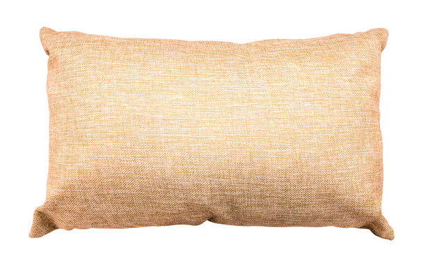 茶色の枕は、白い背景に隔離されています。バラップ素材から作られた柔らかいクッション。( クリッピング パス ) - 写真・画像