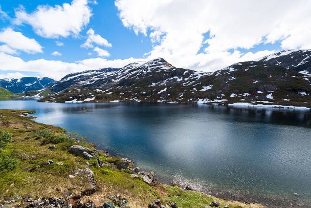 Mountain road by the Gaular river in Norway - Фото, зображення