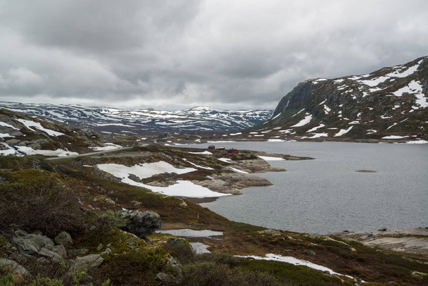 Mountain road by the Gaular river in Norway - Фото, зображення