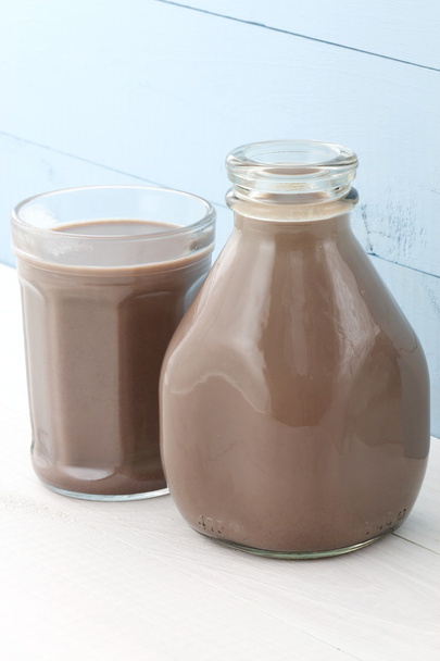 chocolade melk-pint - Foto, afbeelding