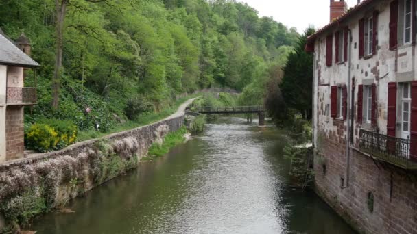 nehir nive Saint-Jean-Saint-Jean-alaca-de-bağlantı noktası Fransa - Video, Çekim