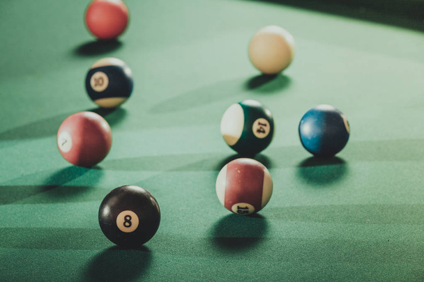 Snooker ball on billiard table - 写真・画像