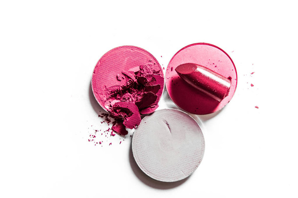 Crushed eyeshadows and lipstick isolated on white background - Fotoğraf, Görsel