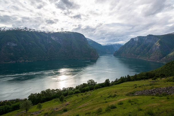 The summer View on Vetlefjorden in Norway - Foto, immagini