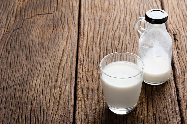 a glass of milk - Φωτογραφία, εικόνα