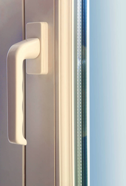 Duplo vidro isolante maçaneta da porta
                      - Foto, Imagem