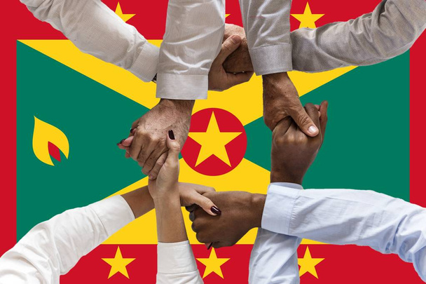 Flagge von Grenada, Integration einer multikulturellen Gruppe junger Menschen - Foto, Bild