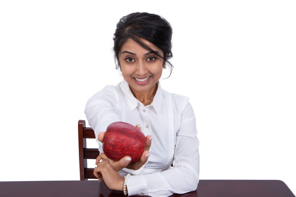 Empresaria con una manzana - Foto, imagen