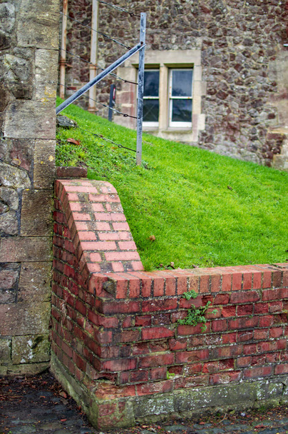 La parte trasera secreta del castillo de dover en Inglaterra
 - Foto, Imagen