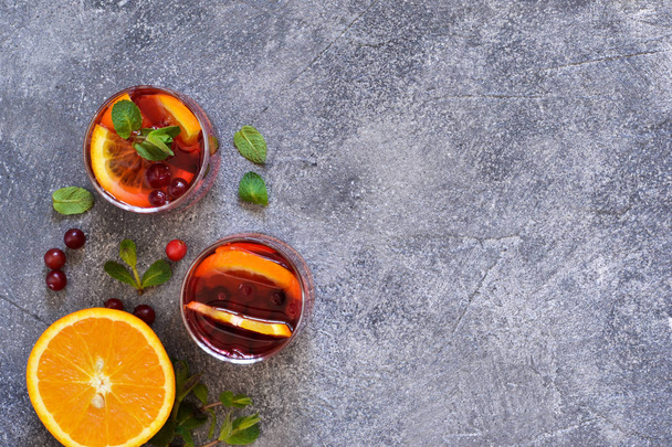 Hot cranberry tea with orange, mint and spices. - Foto, Imagem