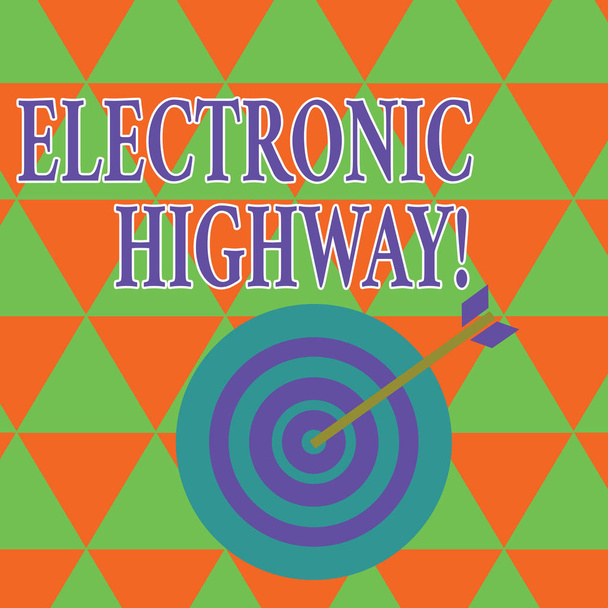 Text sign showing Electronic Highway. Conceptual photo Digital communication system used in the road or highway Color Dart Board in Concentric Style with Arrow Hitting the Center Bulls Eye. - Φωτογραφία, εικόνα