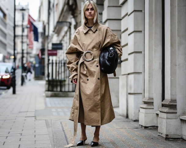 London Fashion Week Streetsytle 16 Febbraio 2019 - Fotó, kép