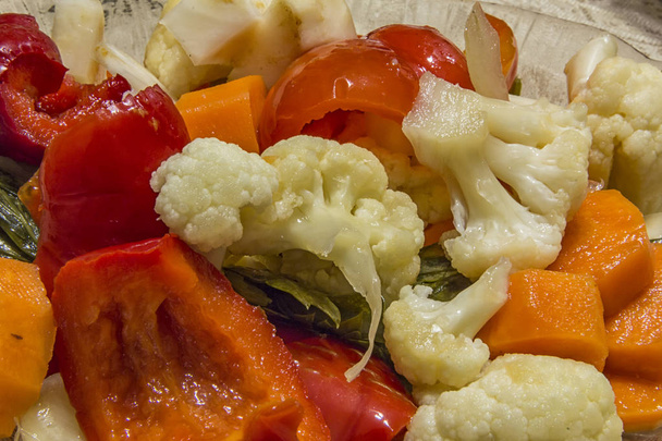 Болгарский зимний салат
 - Фото, изображение