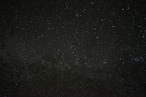 Karanlıkta güzel yıldızlar - Fotoğraf, Görsel