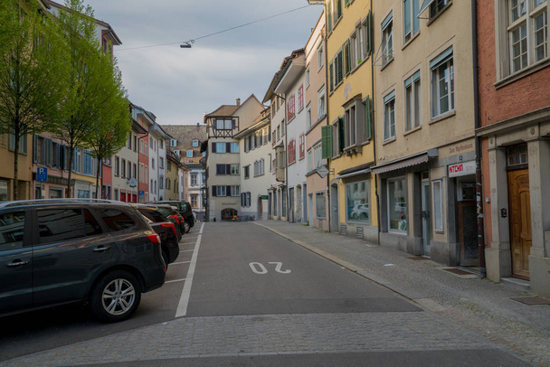 Schaffhausen, SH / Sveitsi - 22. huhtikuuta 2019: rajoitettu pysäköinti
  - Valokuva, kuva
