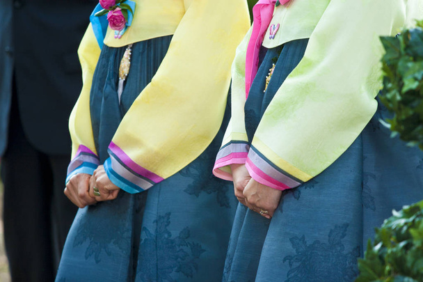 traditional clothing for Korean wedding - Φωτογραφία, εικόνα
