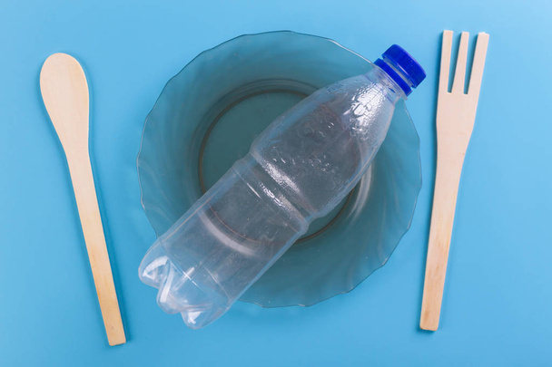 plastic bottle ready to eat - Foto, afbeelding