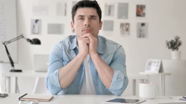 Headache, Tense Casual Young Man with Head Pain at Work - Materiał filmowy, wideo