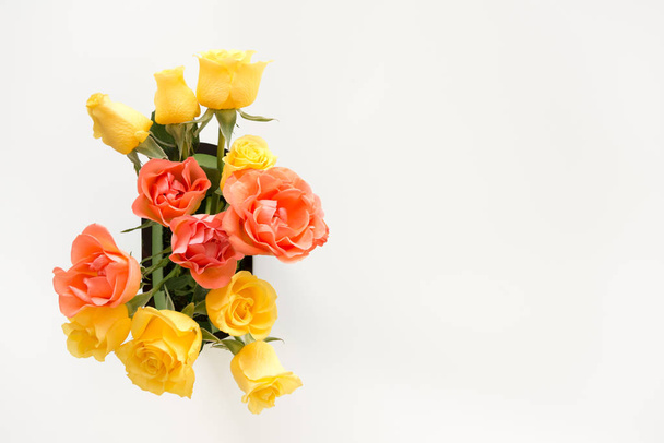 Bouquet of roses on white background - Foto, immagini