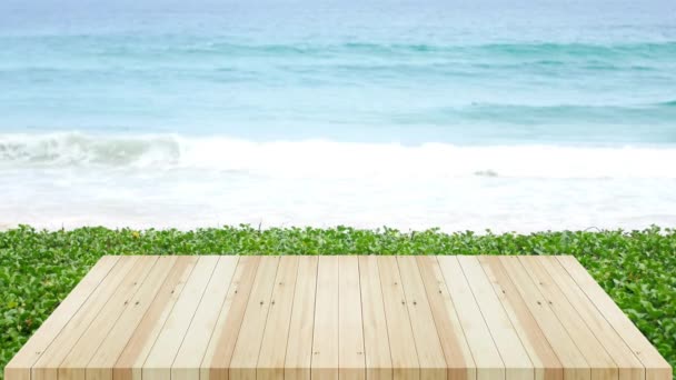 valkoinen puinen terassi rakenne rannalla meren taustalla
 - Materiaali, video